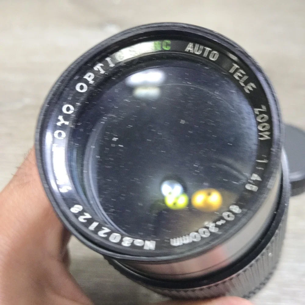 Toyo Optics Auto Tele Zoom Camera Lens 1:4.5  80-200mm Made in Japan